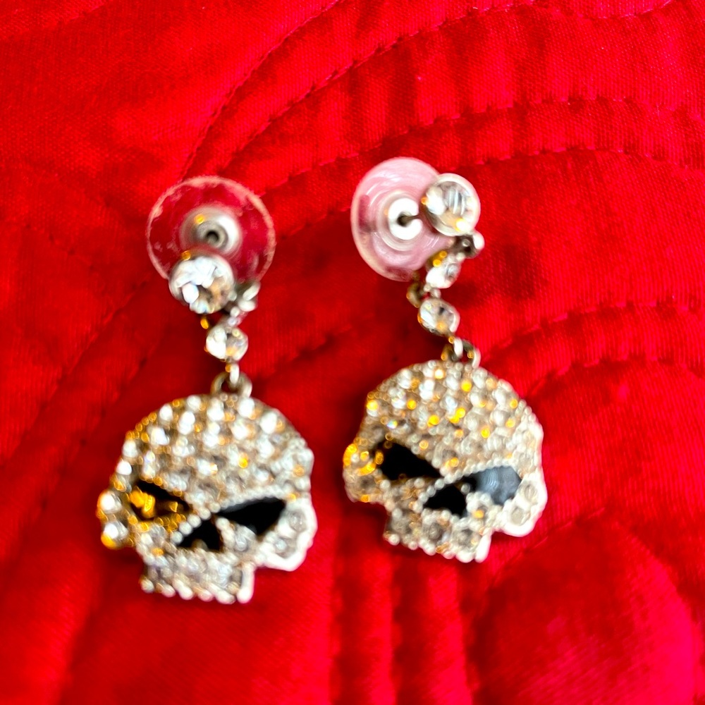 Harley Davidson Crystal Skull Earrings EUC